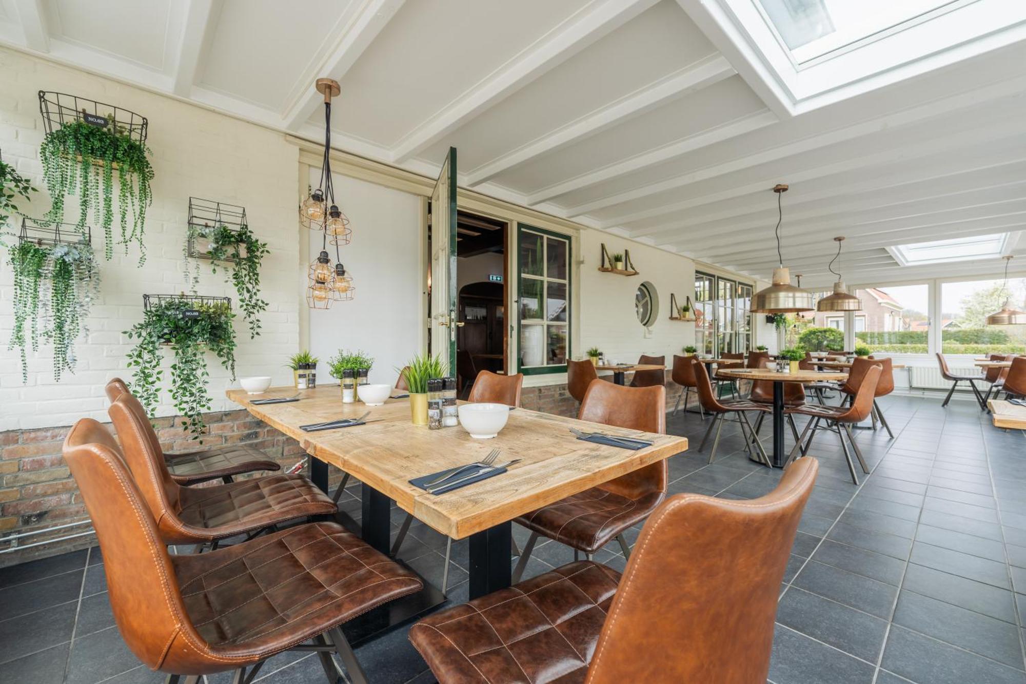 אוסטקאפלה Strandhotel Dennenbos מראה חיצוני תמונה