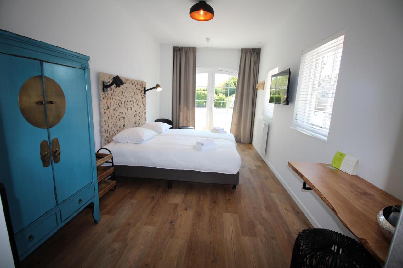 אוסטקאפלה Strandhotel Dennenbos מראה חיצוני תמונה
