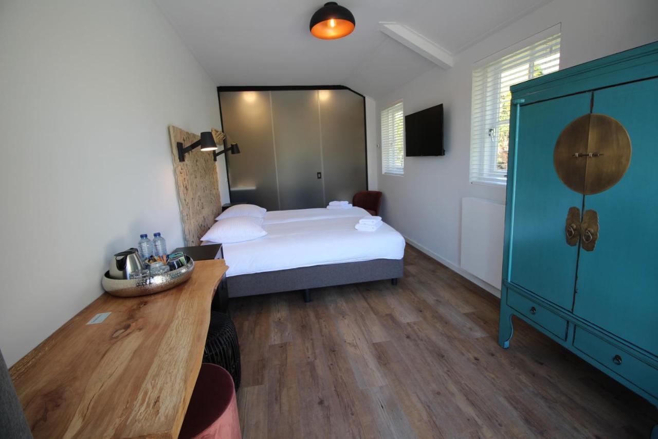 אוסטקאפלה Strandhotel Dennenbos מראה חיצוני תמונה