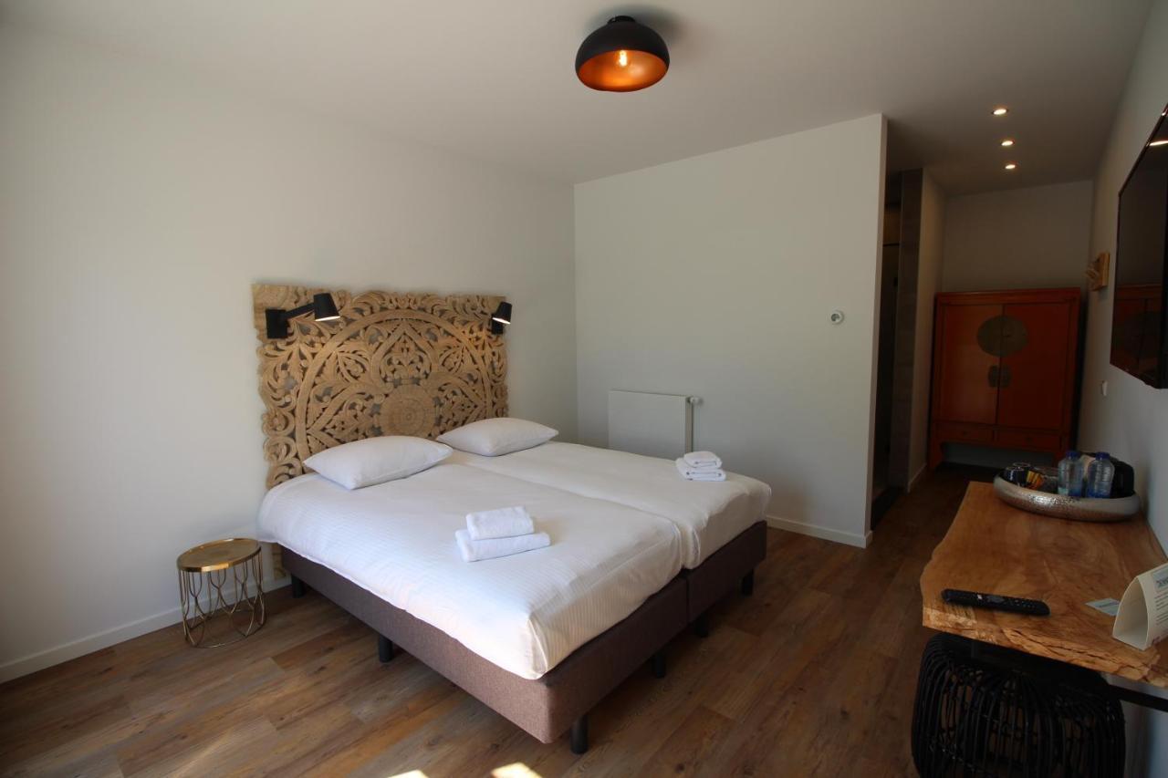 אוסטקאפלה Strandhotel Dennenbos מראה חיצוני תמונה